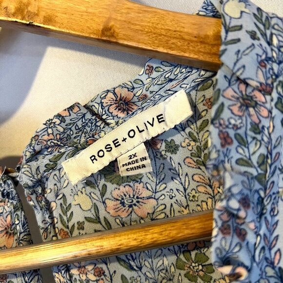 Rose + Olive Light Blue Short Sleeve Blouse 2X Spring Flowy Cottagecore Office - Picture 3 of 5